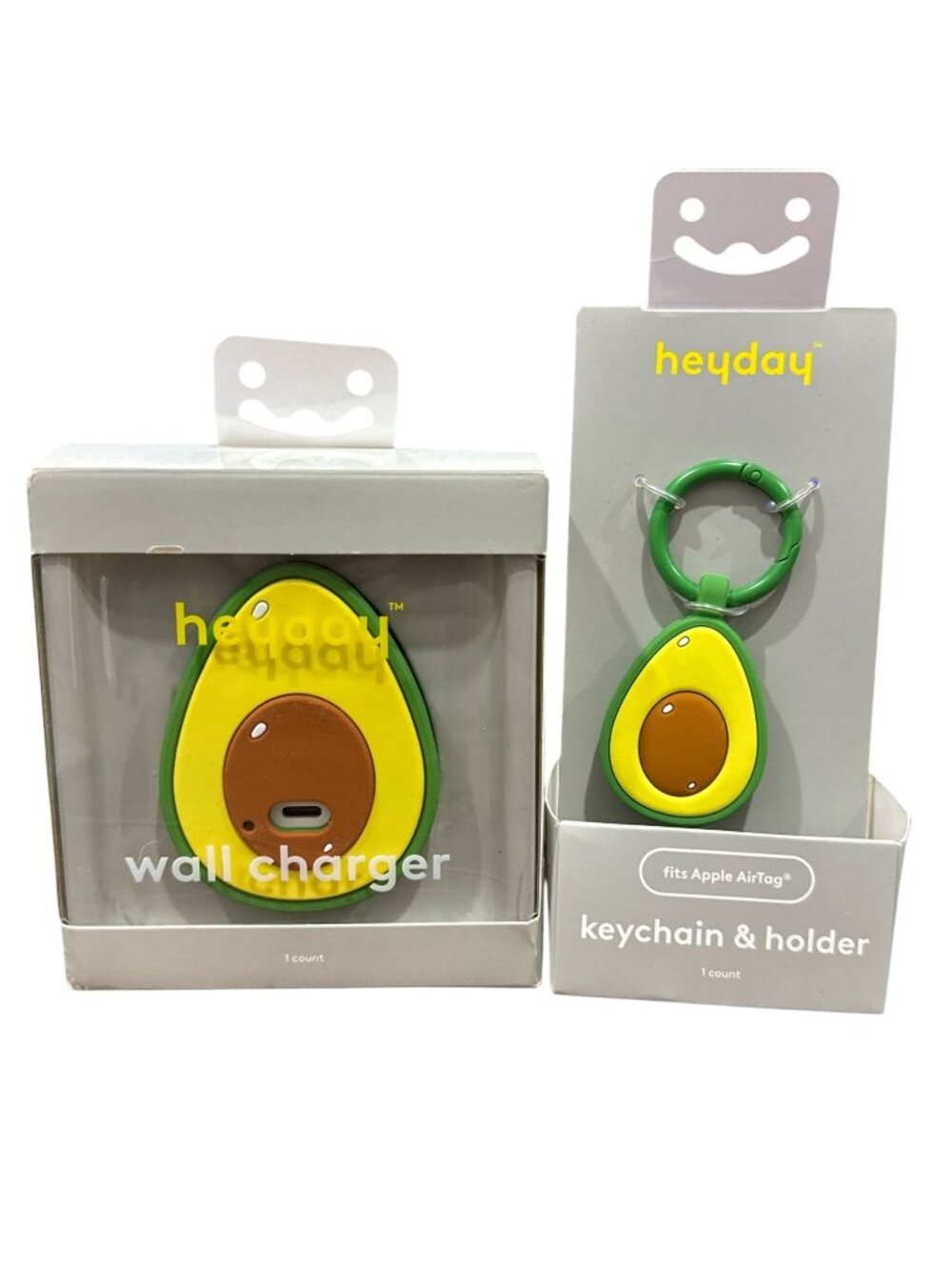 Heyday Avocado Wall Charger & Keychain Holder Set For Apple AirTag